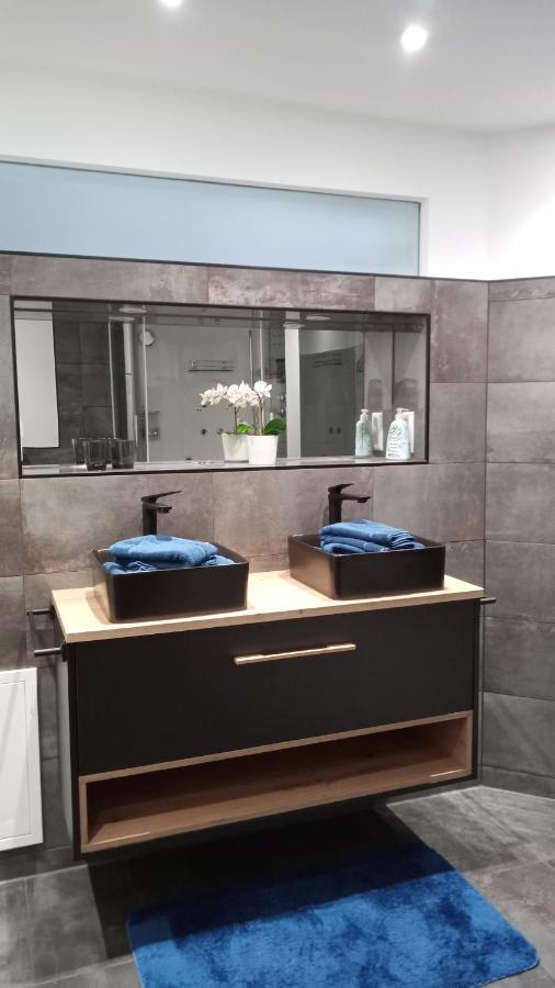 Ferienwohnung "Blue" Im Herzen Von Sulz Lahr  Ngoại thất bức ảnh